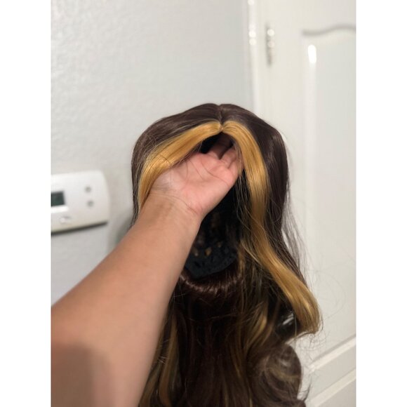 NEW 28 inch Long Ombre brown glueless wig - Picture 2 of 7
